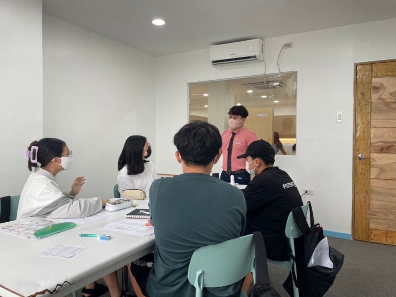 フィリピン留学 Cebu21 - CELLA Premium Campus-Class Room-9